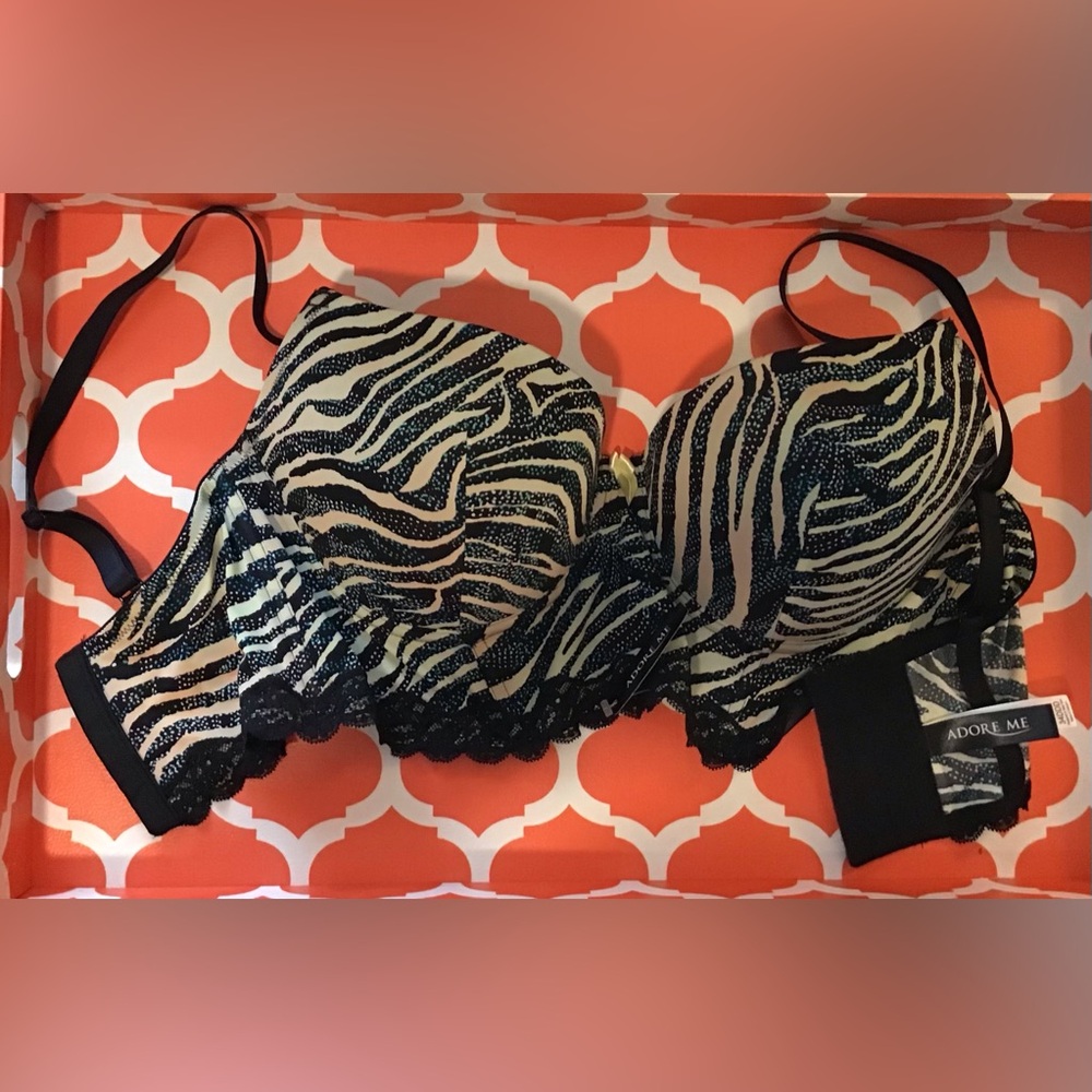 Adore Me Bra - Size 34DDD